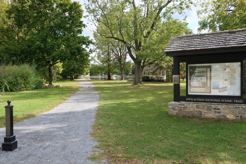 Appalacian-Trail-Childrens-Lake-Boiling-Springs-PA