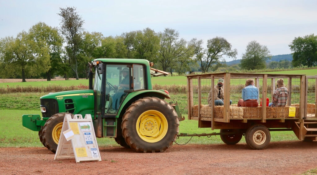 Tractor-Hay-Ride-Liberty-Mills-Farm-VA