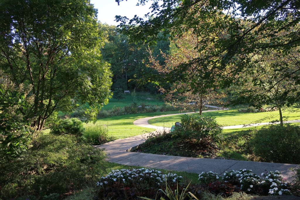 Walking-Path-Edith-Carrier-Arboretum-JMU-Harrisonburg-VA