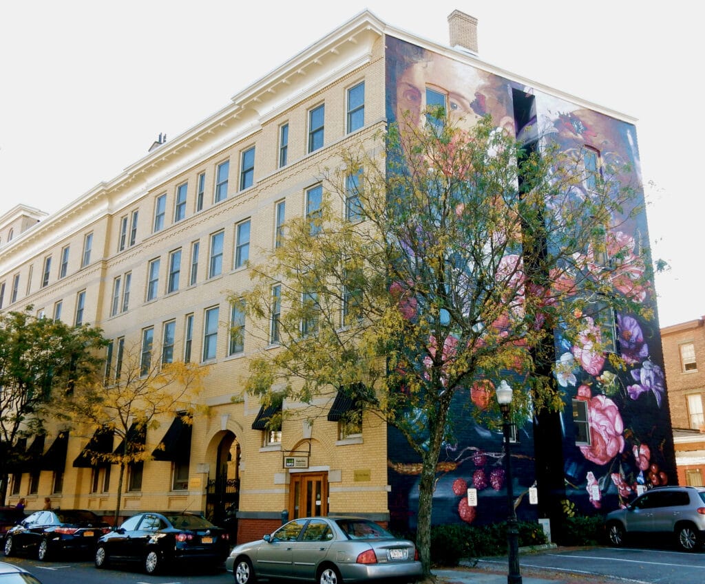 Kingston NY Mural on large building