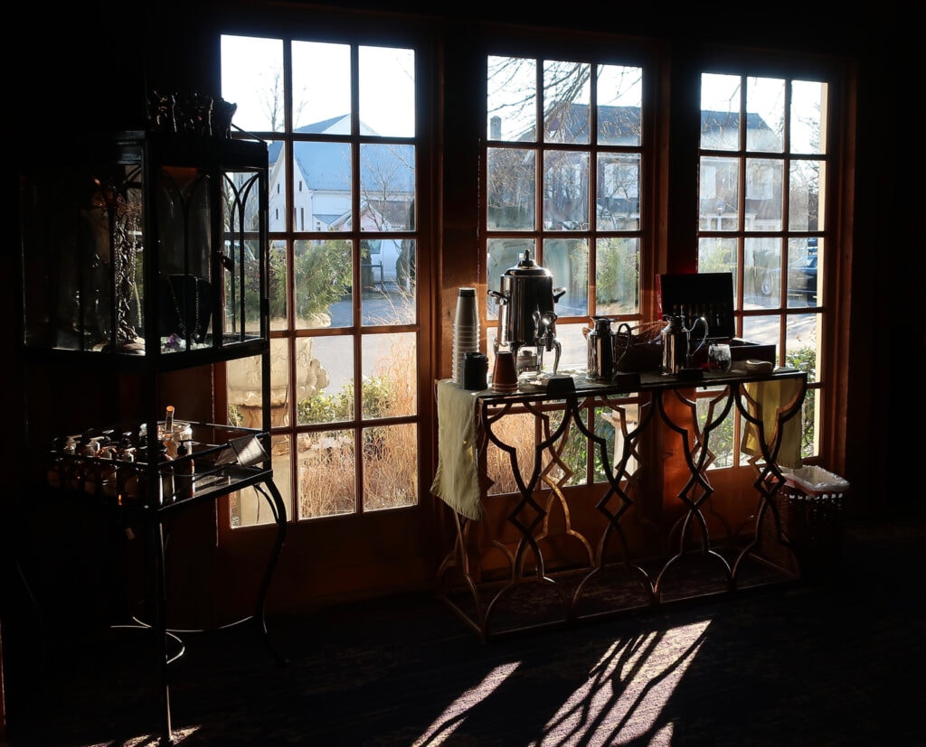 AM-Coffee-Inn-Leola-Village-PA
