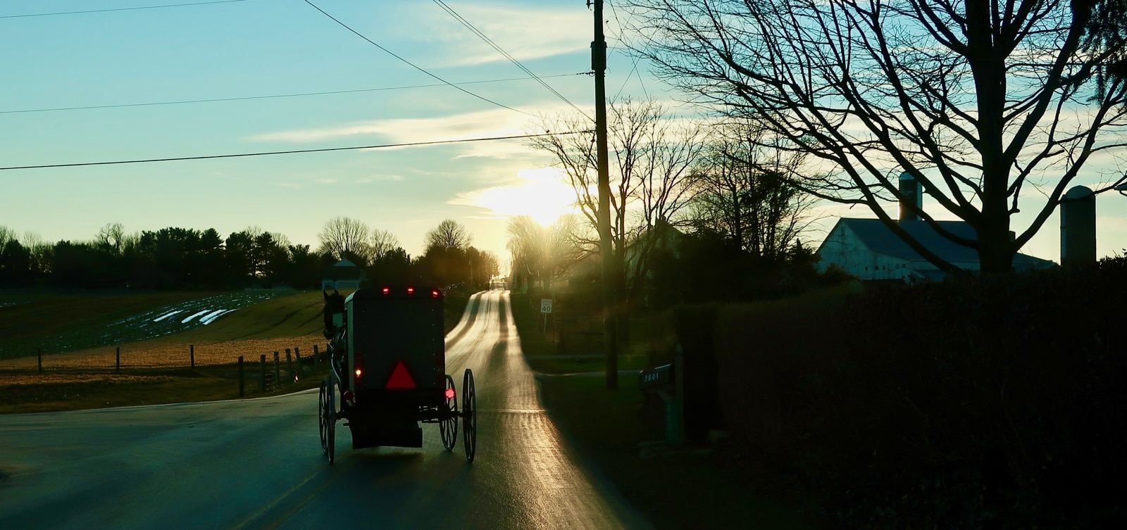 Amish-Buggy-Sundown-Lancaster-County-PA