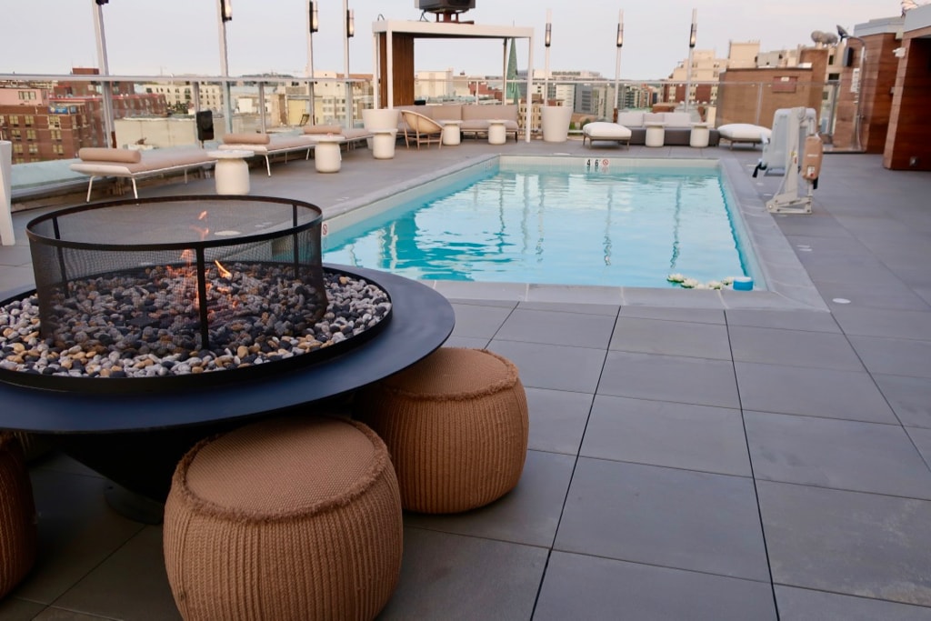 Hotel Zena Rooftop Pool DC