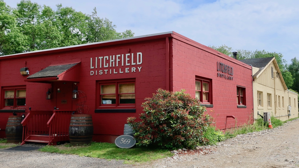 Exterior of Litchfield Distilling CT