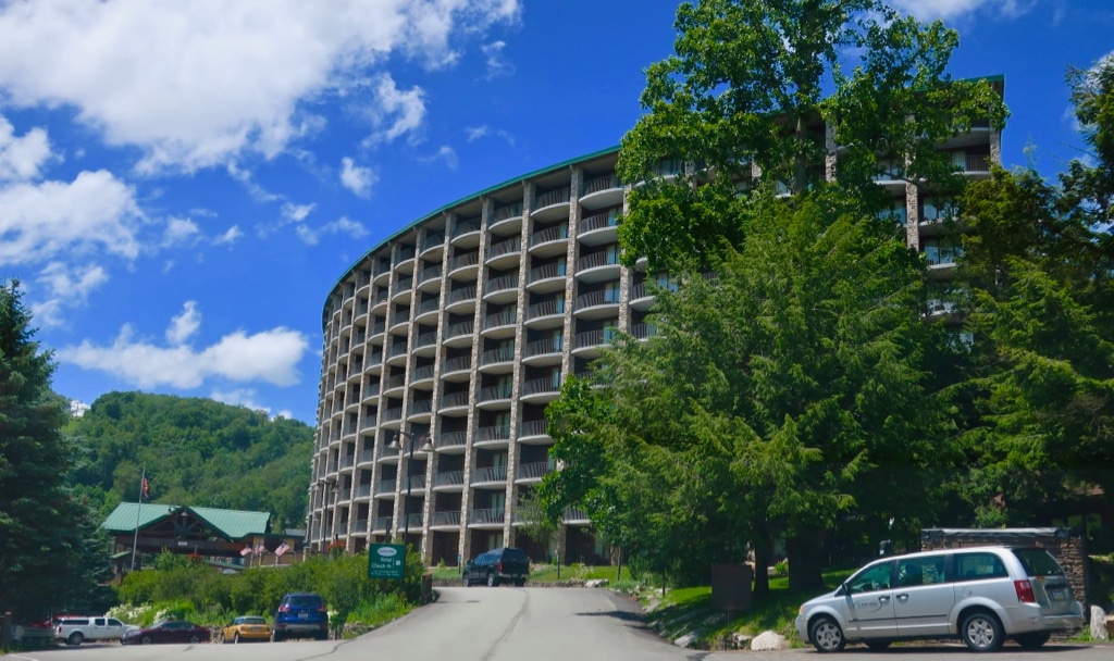 Curved 70's style hotel at Seven Springs Mountain Resort 