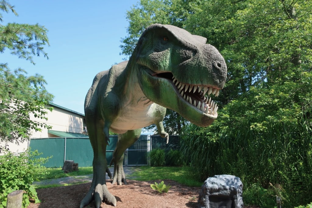 This animatronic dinosaur spits at Clyde Peelings Reptiland PA