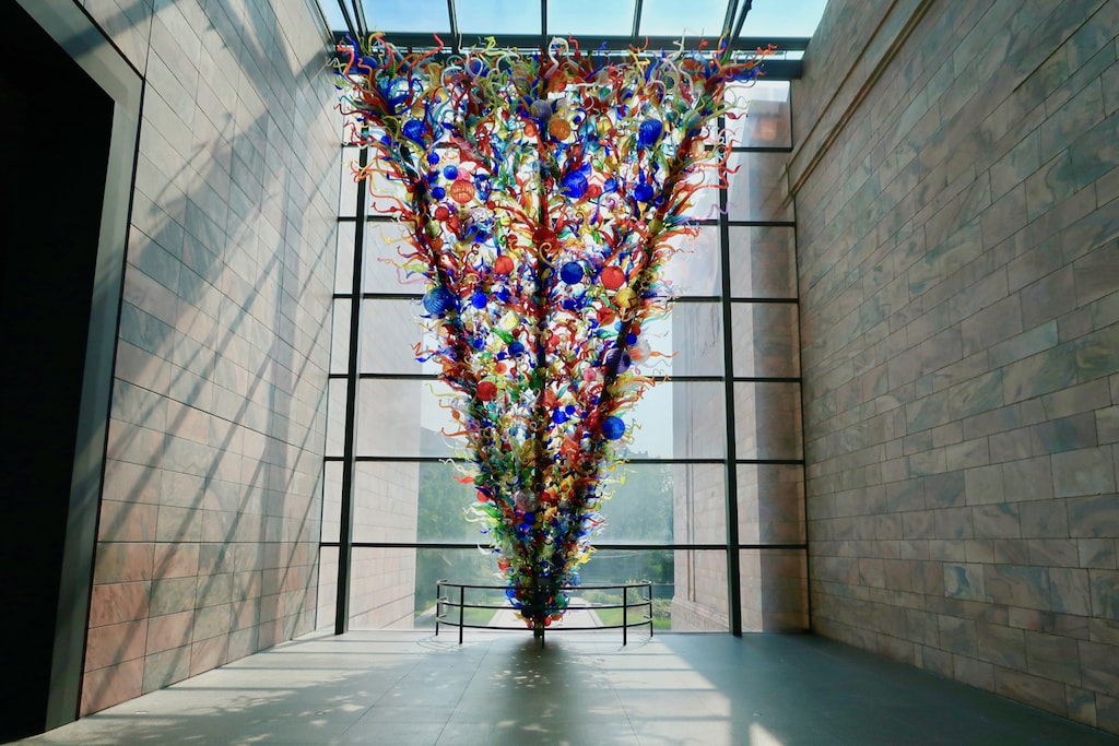 Chihuly installation Joslyn Museum Omaha NE