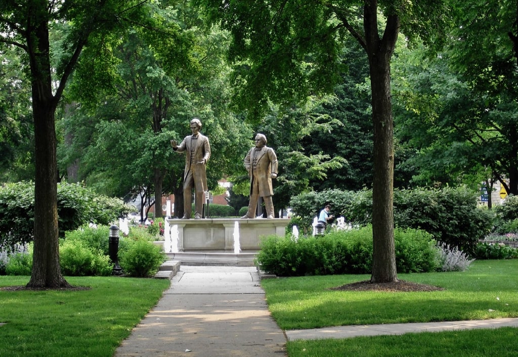 Site of first Lincoln-Douglas debate Washington Square in Ottawa IL