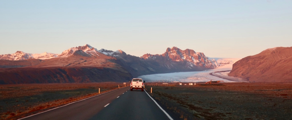 Driving Route 1 to Southern Iceland glacier