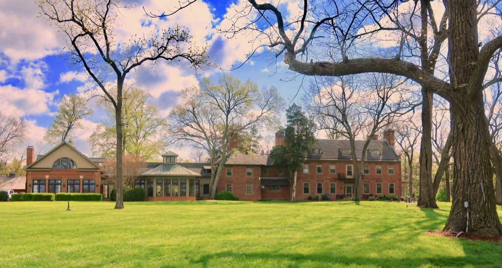 Back of Great Oak Manor