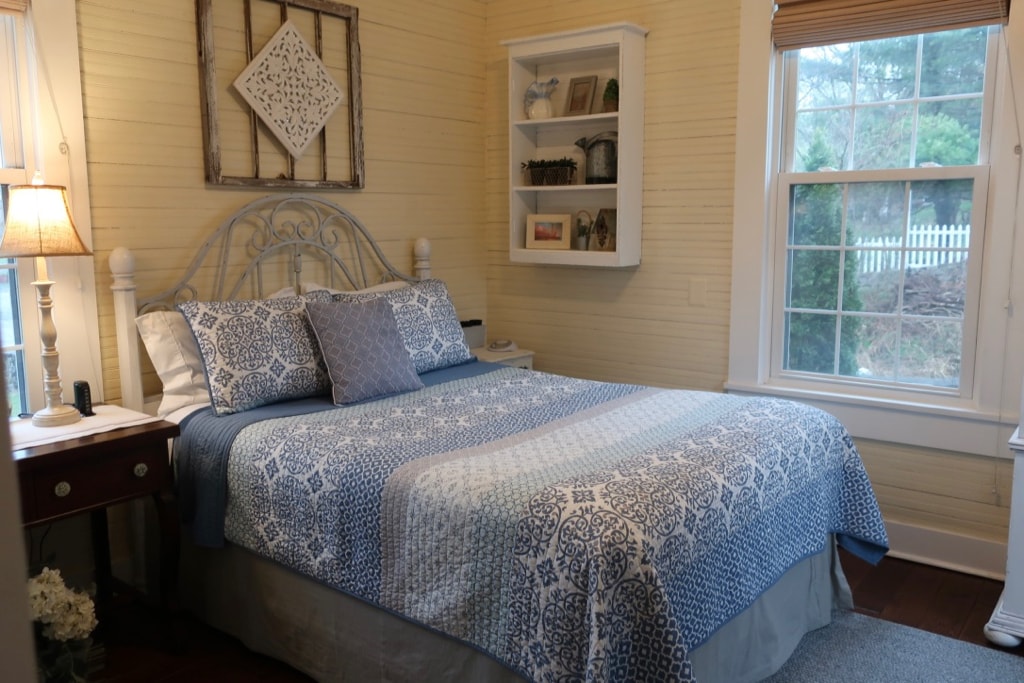 Upscale bedding Airwell BnB Loudoun County VA