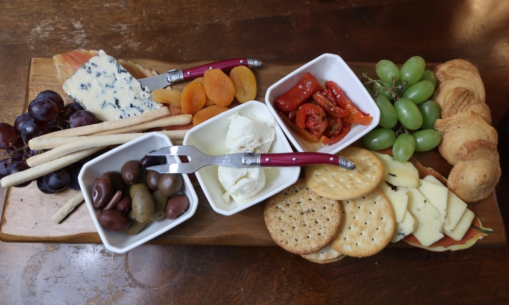 Welcome cheese board to Great Oak Manor Chestertown MD