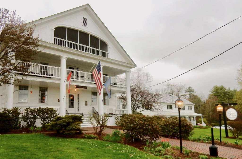 Rabbit Hill Inn exterior