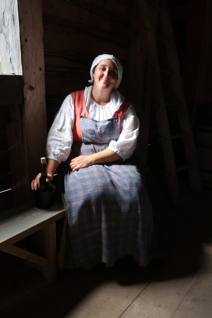 Vermeer-like-photo-of Costumed-Docent-Fortress-Louisbourg