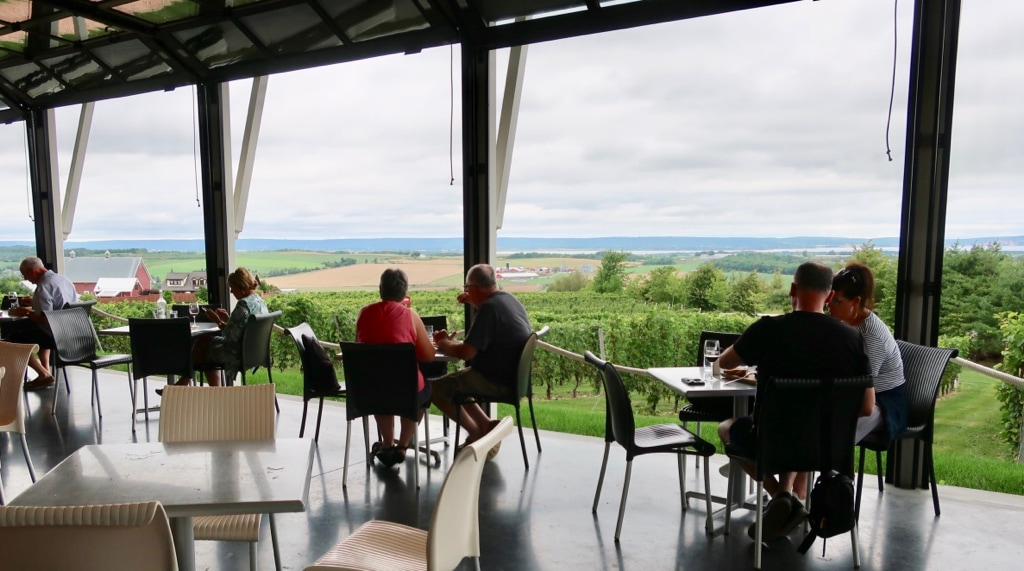 Luckett Vineyards Bistro Wolfville NS