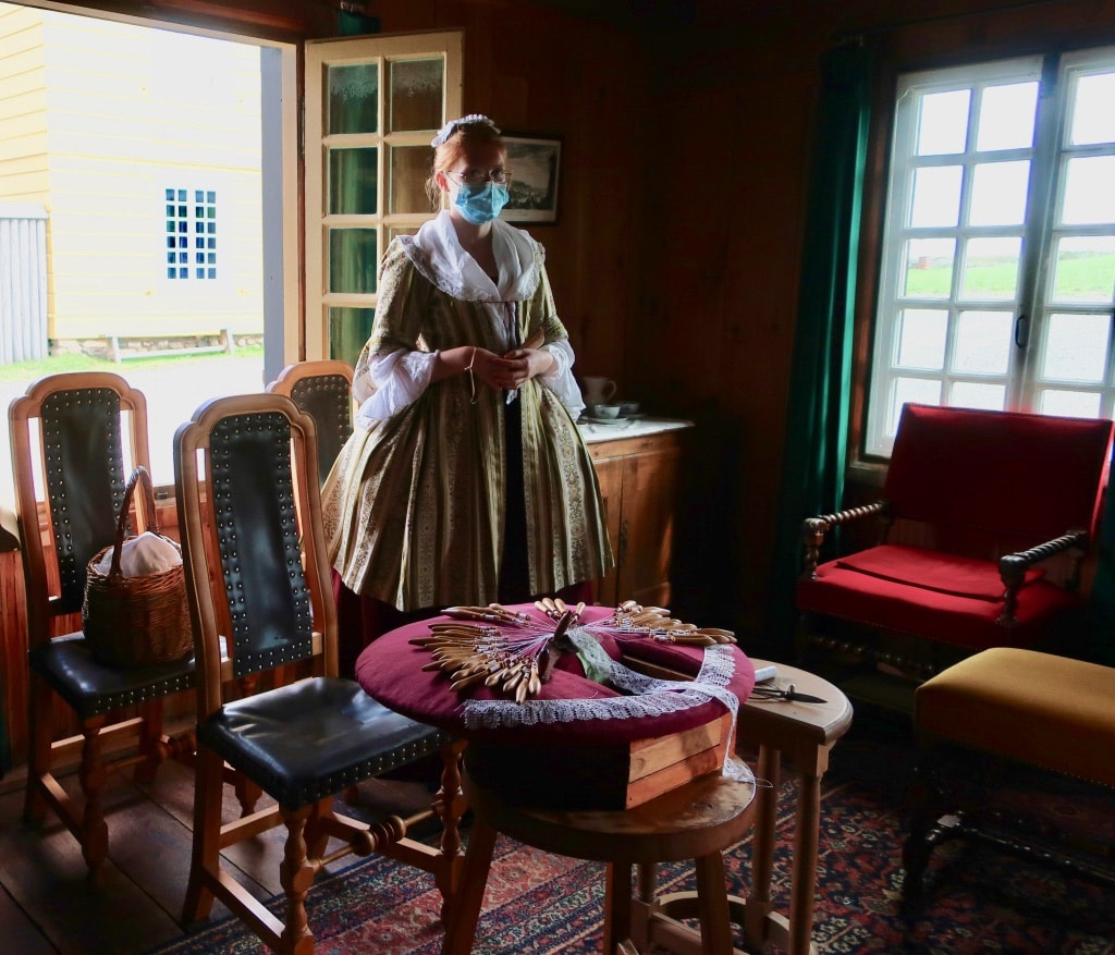 Woman of means at Fortress Louisbourg NHS NS
