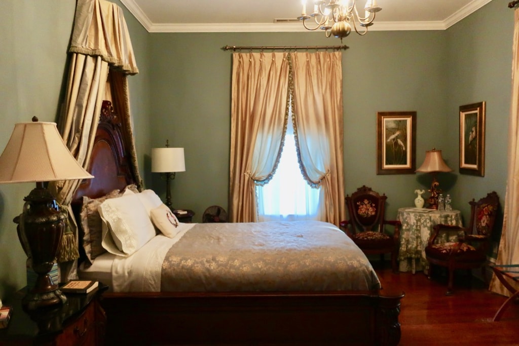 Trinkle Mansion B&B Guest Room Wytheville VA