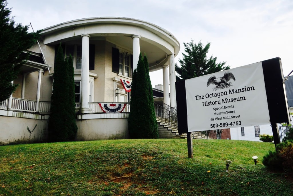 Octagon Mansion History Museum Wytheville VA