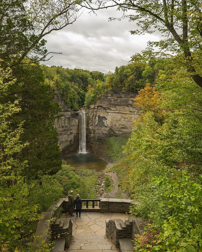 Couple looks out at Taughannock Falls,
