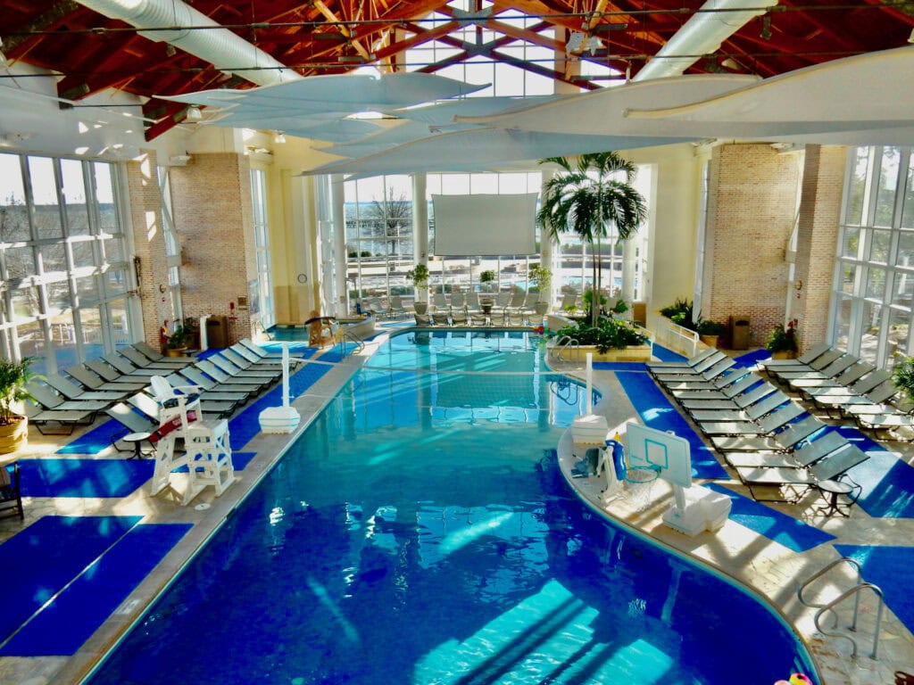 Hyatt Regency Chesapeake Bay indoor pool.