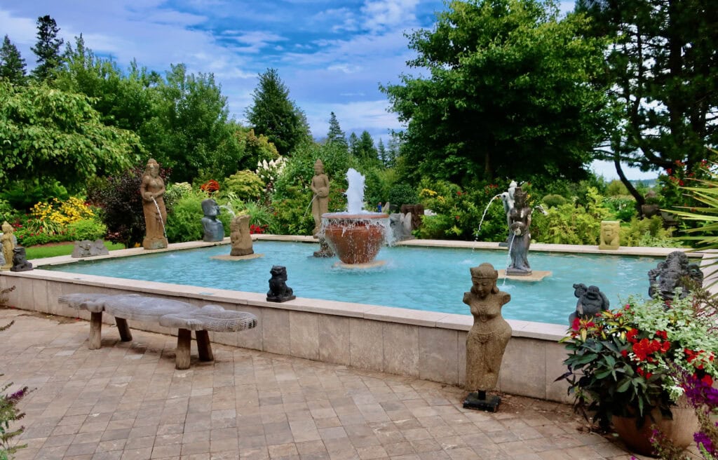 Dunes Cafe Gallery Brackley Beach PEI outdoor pool garden