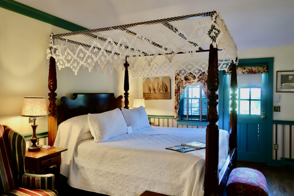 Tradewinds Room Captains House Inn Chatham MA
