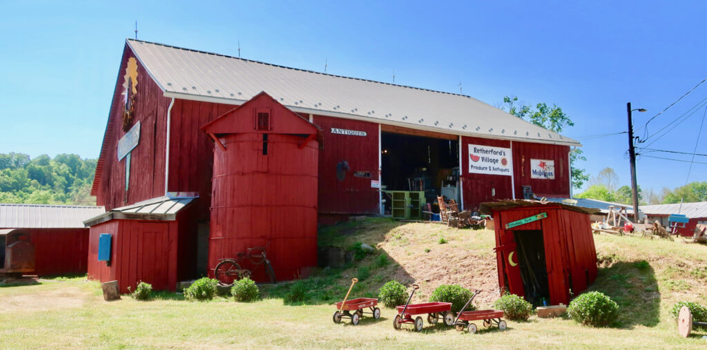 Retherford's Antique Barn PA