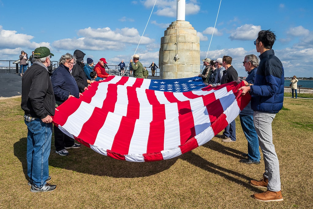 Raising flag at Fort Sumter