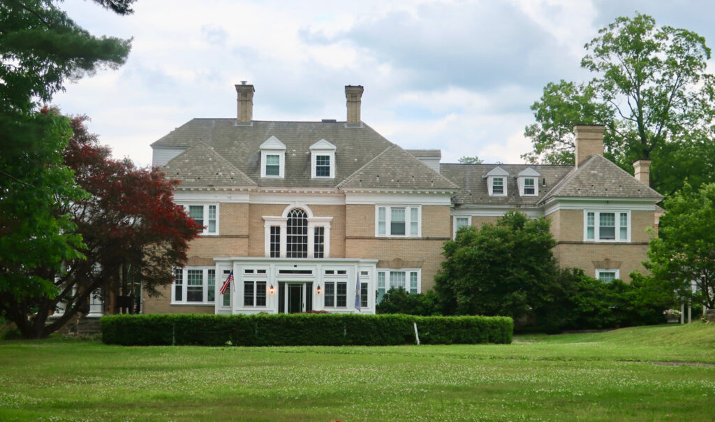 Kane Manor Inn Kane PA exterior