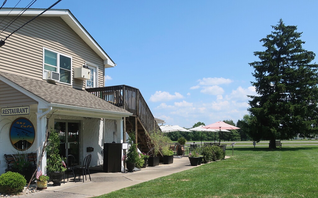 Sky Cafe at Sky Manor Airport Pittstown NJ