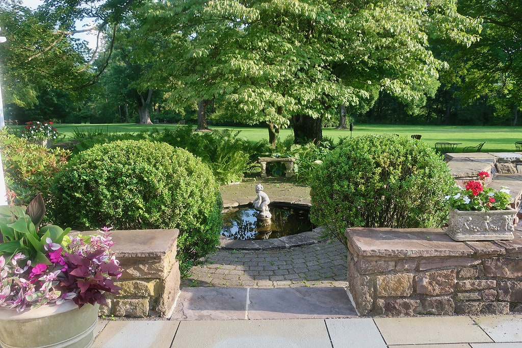 Woolverton Inn Landscaped patio and grounds, Stockton NJ