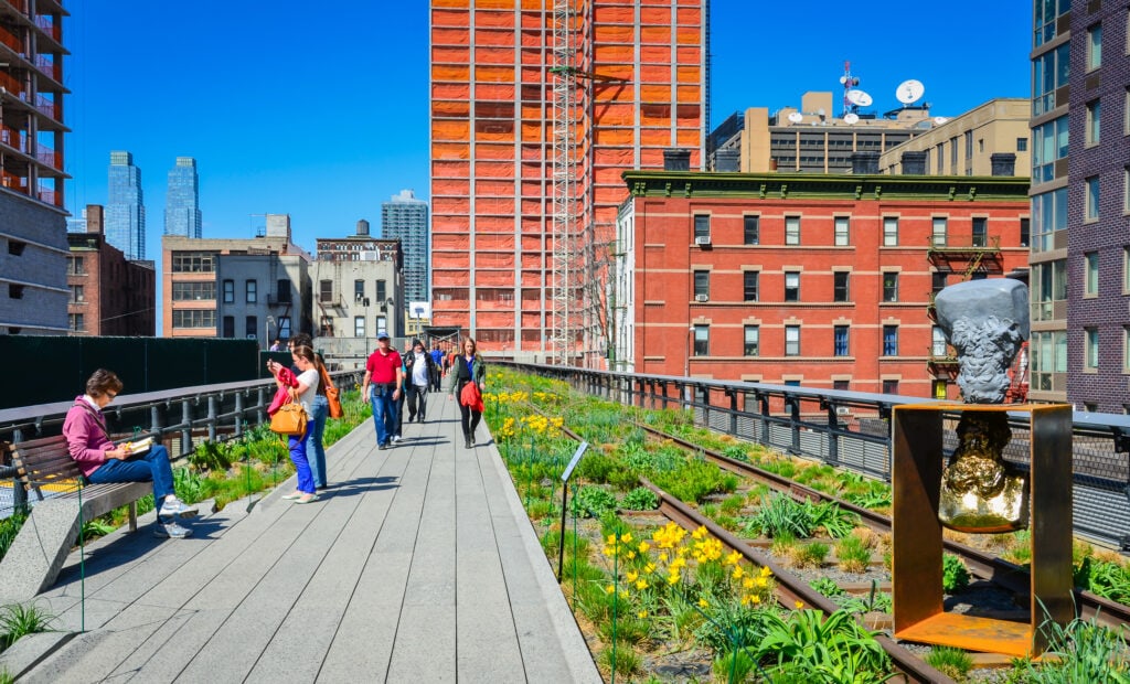 High Line Park, the trendy place to walk in New York!