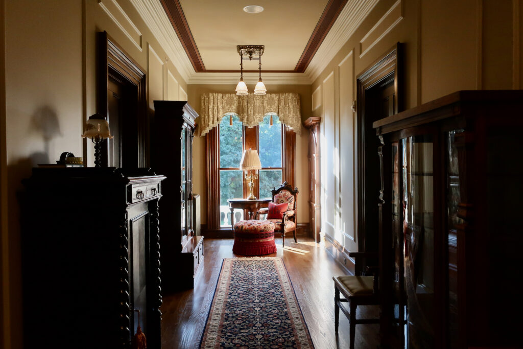 Silas Robbins house hallway nook Wethersfield CT