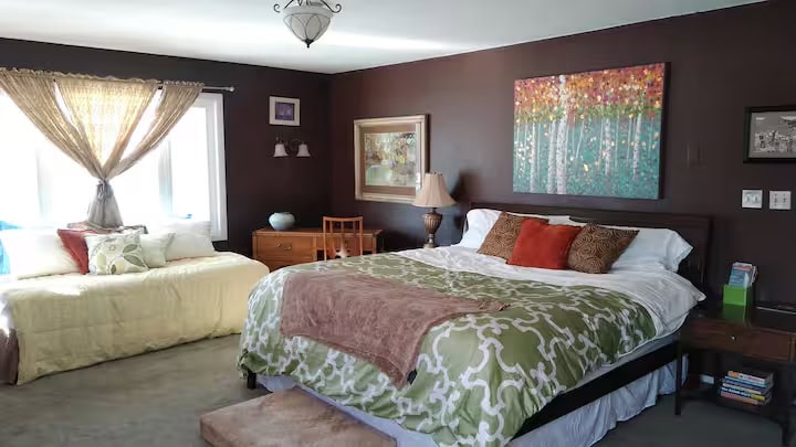 The Chocolate Room Airbnb - Colchester VT