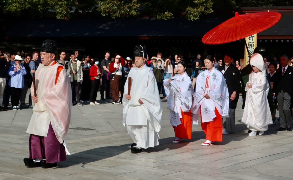 Traditional Wedding procession at Meiji Jingu Shrine in Tokyo