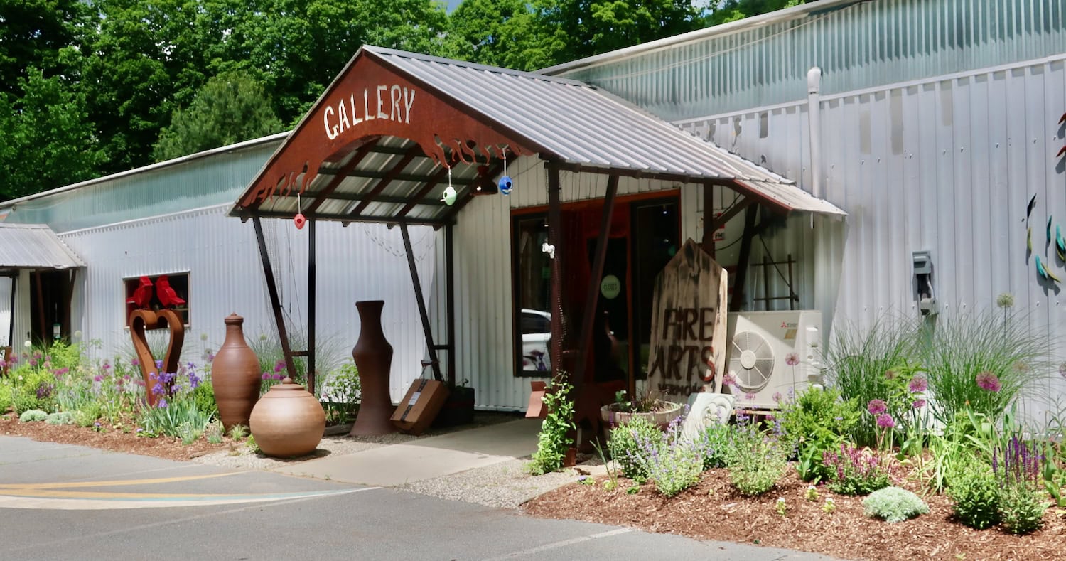 Things To Do In Brattleboro VT | Southern Vermont Getaway