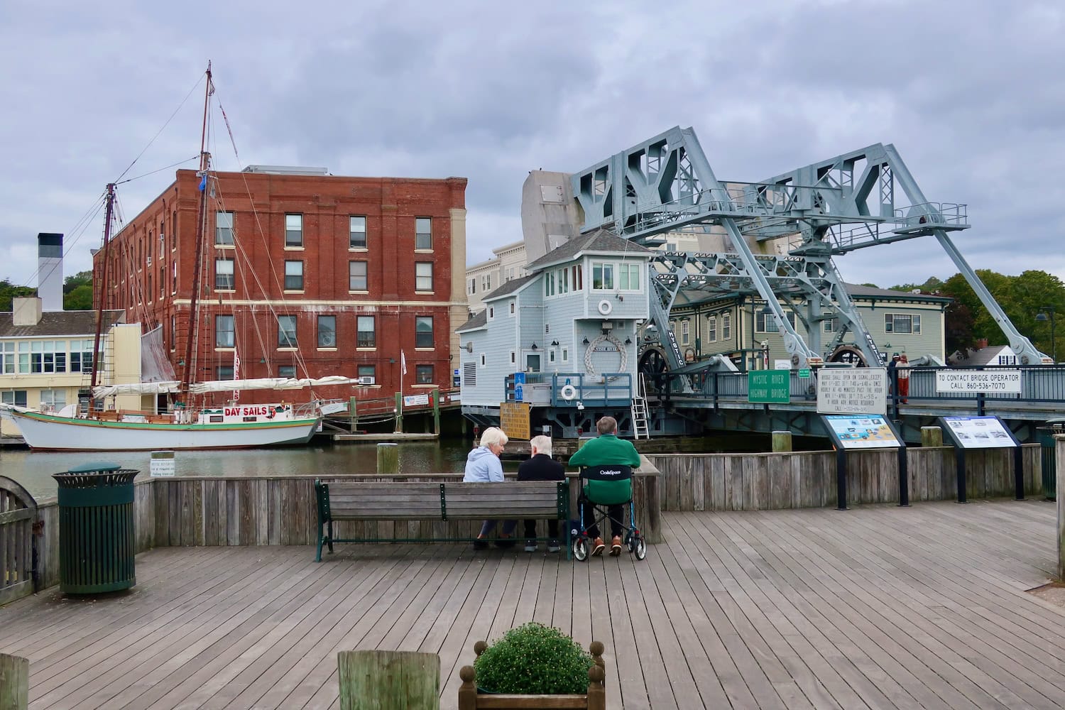 15 Romantic Things to Do In Mystic CT - Getaway Mavens