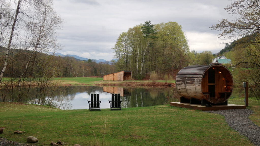 Lumen Nature Retreat sauna by the pond Woodstock NH