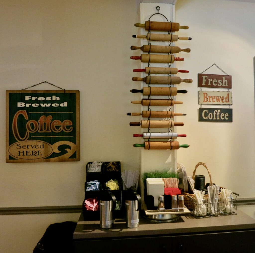 Mountaintop Lodge Coffee Shop Poconos PA