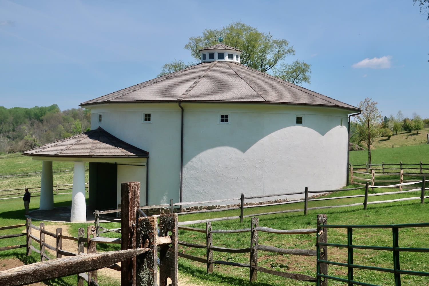 Building that houses N.C. Wyeth's mural on Point Lookout Farm DE
