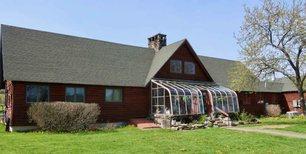 Inn at Oxbow Acres exterior Milan NH