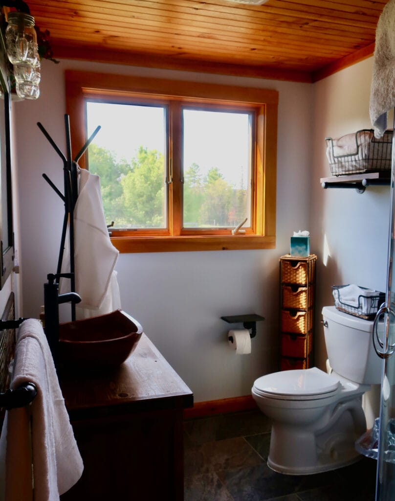 Old Speck bathroom inn at oxbow acres nh