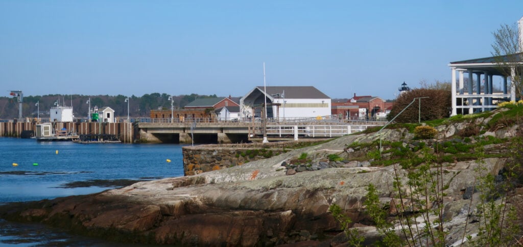 New Castle NH Pier