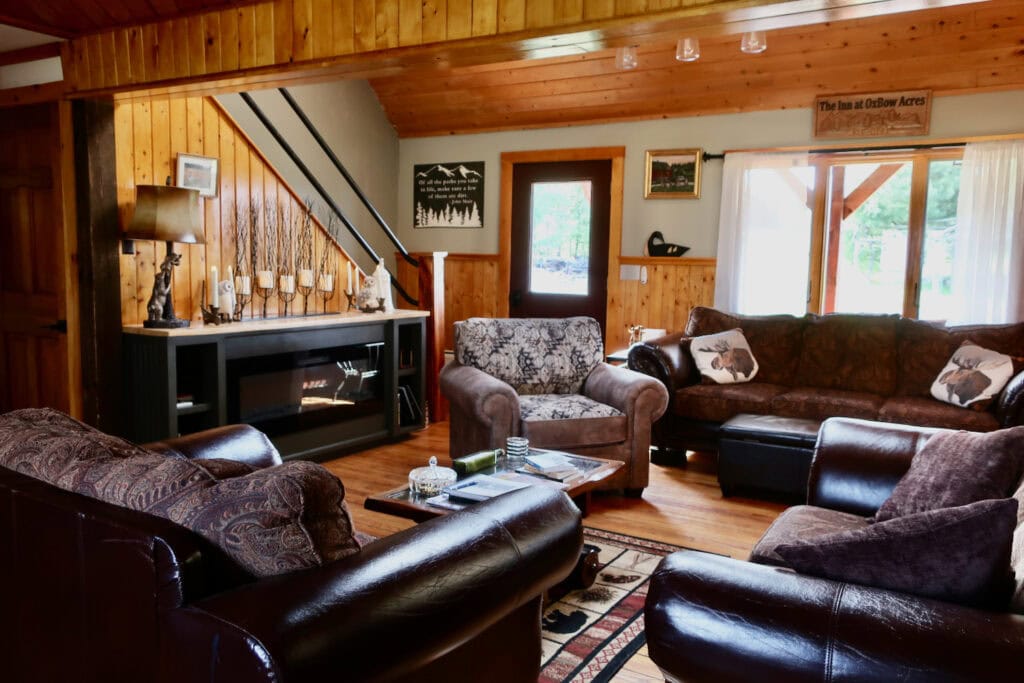 Common room at Inn at Oxbow Acres NH