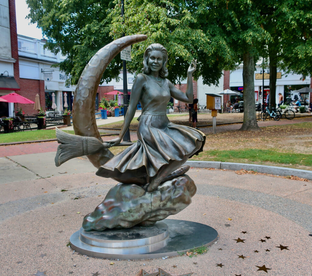 Bewitched statue in Salem MA